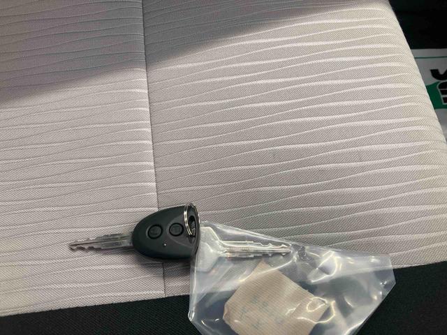 ミライースL SAIII衝突被害軽減ブレーキ 横滑り防止装置 オートマチックハイビーム アイドリングストップ キーレス エアコン エアバッグ パワーウィンドウ ナビ バックカメラ マット 純正ホイールキャップ ドラレコ(岐阜県)の中古車