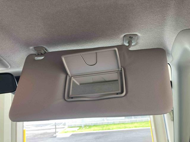 トールカスタムＧ衝突被害軽減ブレーキ　横滑り防止装置　オートマチックハイビーム　アイドリングストップ　ステアリングスイッチ　オートライト　キーフリーシステム　オートエアコン　両側電動スライドドア　純正アルミホイール（岐阜県）の中古車