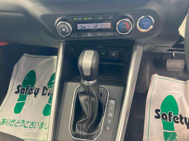 ロッキープレミアムG HEV衝突被害軽減ブレーキ 横滑り防止装置 オートマチックハイビーム ステアリングスイッチ オートライト キーフリーシステム オートエアコン パノラマカメラ 純正アルミホイール クルーズコントロール LED(岐阜県)の中古車