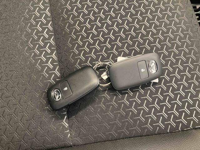 ロッキープレミアムＧ　ＨＥＶ衝突被害軽減ブレーキ　横滑り防止装置　オートマチックハイビーム　ステアリングスイッチ　オートライト　キーフリーシステム　オートエアコン　純正アルミホイール　バックカメラ　ディスプレイオーディオ　ＬＥＤ（岐阜県）の中古車