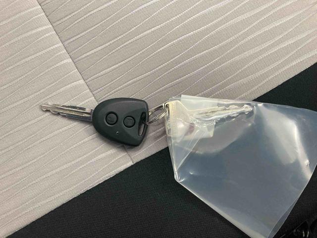 ミライースL SAIII衝突被害軽減ブレーキ 横滑り防止装置 オートマチックハイビーム アイドリングストップ キーレス エアコン エアバッグ パワーウィンドウ ホイールキャップ オートライト バイザー マット バックカメラ(岐阜県)の中古車