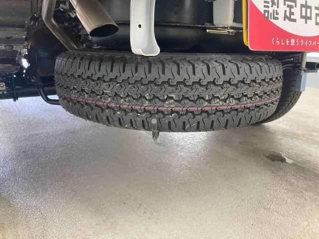 ハイゼットトラックスタンダード衝突被害軽減ブレーキ　横滑り防止装置　オートマチックハイビーム　アイドリングストップ　エアコン　エアバッグ　手動式ウィンドウ　マット　オートライト　パートタイム４ＷＤ　ＣＶＴ　オーディオ　スペアタイヤ（岐阜県）の中古車