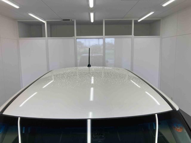 Ｎ−ＯＮＥプレミアム・Ｌパッケージキーフリー　エアコン　エアバッグ　パワーウィンドウ　電動格納式ドアミラー　ベンチシート　バイザー　マット　ステアリングスイッチ　ナビ　バックカメラ　アルミホイール　オートライト　横滑り防止装置　ＬＥＤ（岐阜県）の中古車