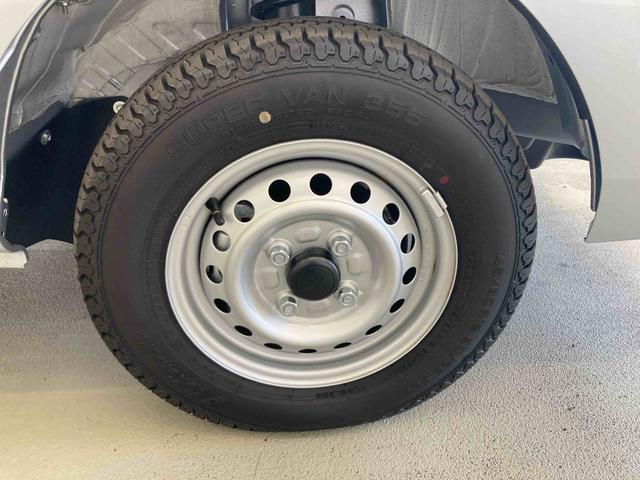 ハイゼットトラックスタンダード衝突被害軽減ブレーキ 横滑り防止装置 オートマチックハイビーム アイドリングストップ オートライト エアコン エアバッグ 手動式ウィンドウ マット スペアタイヤ パートタイム4WD CVT ABS(岐阜県)の中古車