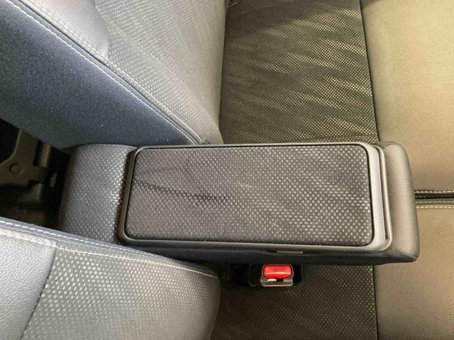 タントカスタムＲＳ　トップエディションＳＡII衝突被害軽減ブレーキ　横滑り防止装置　オートマチックハイビーム　アイドリングストップ　ステアリングスイッチ　オートライト　キーフリーシステム　オートエアコン　両側電動スライドドア　純正アルミホイール（岐阜県）の中古車