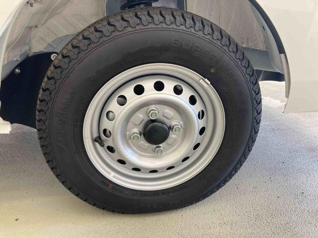 ハイゼットトラックスタンダード衝突被害軽減ブレーキ　横滑り防止装置　オートマチックハイビーム　アイドリングストップ　オートライト　エアコン　エアバッグ　手動式ウィンドウ　オーディオ　パートタイム４ＷＤ　ＣＶＴ　ＡＢＳ　スペアタイヤ（岐阜県）の中古車