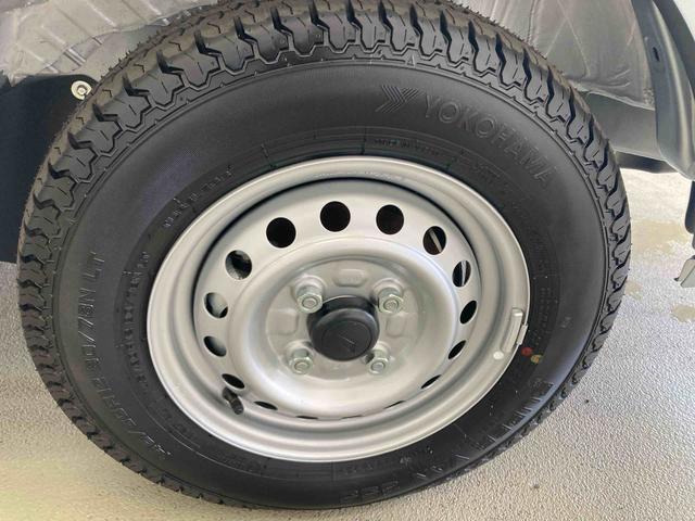 ハイゼットトラックスタンダード衝突被害軽減ブレーキ　横滑り防止装置　オートマチックハイビーム　アイドリングストップ　エアコン　エアバッグ　手動式ウィンドウ　オートライト　パートタイム４ＷＤ　ＭＴ　ＡＢＳ　スペアタイヤ　オーディオ（岐阜県）の中古車