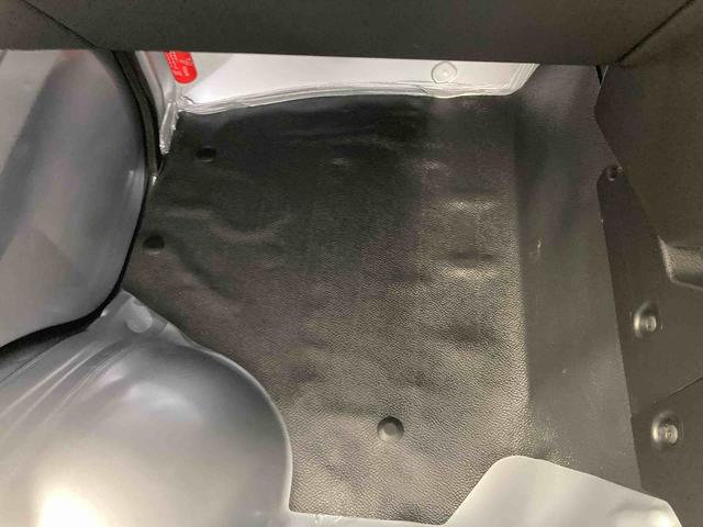 ハイゼットトラックスタンダード衝突被害軽減ブレーキ　横滑り防止装置　オートマチックハイビーム　アイドリングストップ　オートライト　エアコン　エアバッグ　手動式ウィンドウ　パートタイム４ＷＤ　ＣＶＴ　ＡＢＳ　オーディオ　スペアタイヤ（岐阜県）の中古車