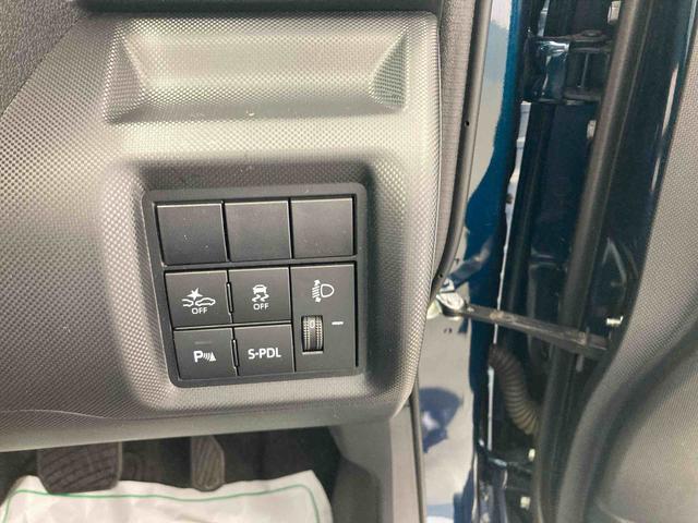 ロッキーＸ　ＨＥＶ衝突被害軽減ブレーキ　横滑り防止装置　オートマチックハイビーム　ステアリングスイッチ　オートライト　キーフリーシステム　オートエアコン　バックカメラ　マット　ディスプレイオーディオ　ＣＶＴ　ＬＥＤ（岐阜県）の中古車