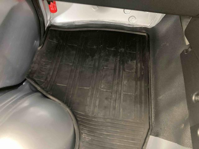 ハイゼットトラックスタンダード衝突被害軽減ブレーキ 横滑り防止装置 オートマチックハイビーム アイドリングストップ エアコン エアバッグ 手動式ウィンドウ オートライト オーディオ パートタイム4WD CVT スペアタイヤ ABS(岐阜県)の中古車