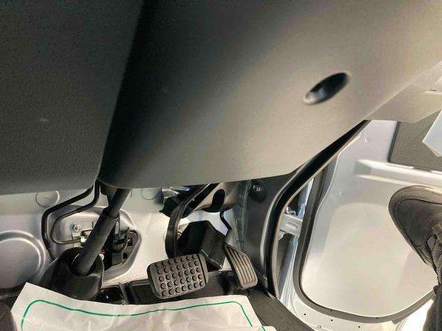 ハイゼットトラックスタンダード衝突被害軽減ブレーキ 横滑り防止装置 オートマチックハイビーム アイドリングストップ エアコン エアバッグ 手動式ウィンドウ オートライト オーディオ パートタイム4WD CVT スペアタイヤ ABS(岐阜県)の中古車