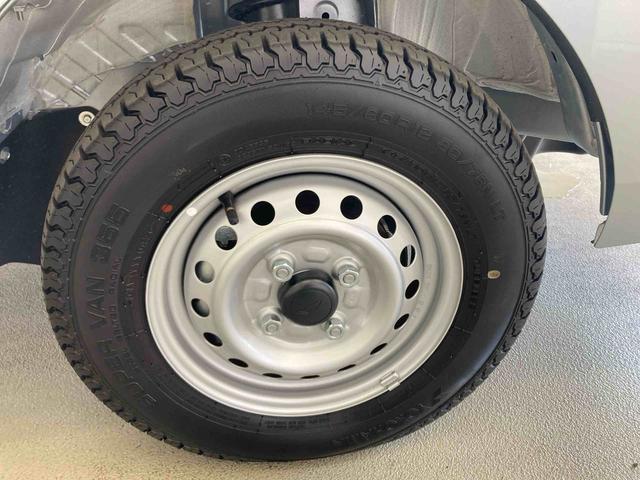 ハイゼットトラックスタンダード衝突被害軽減ブレーキ 横滑り防止装置 オートマチックハイビーム アイドリングストップ エアコン エアバッグ 手動式ウィンドウ オートライト オーディオ パートタイム4WD CVT スペアタイヤ ABS(岐阜県)の中古車