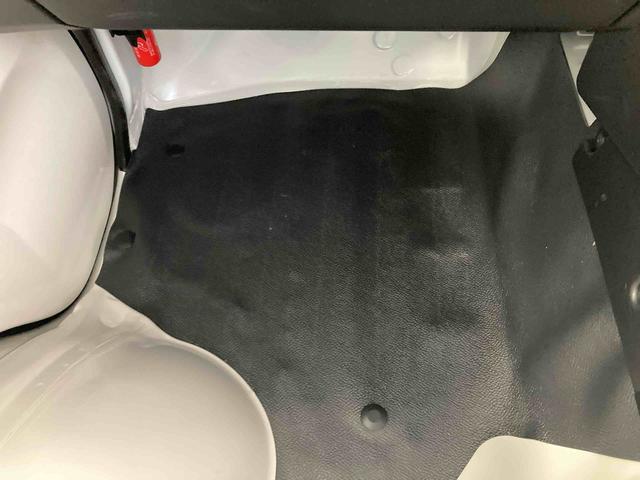 ハイゼットトラックスタンダード衝突被害軽減ブレーキ　横滑り防止装置　オートマチックハイビーム　アイドリングストップ　エアコン　エアバッグ　手動式ウィンドウ　パートタイム４ＷＤ　ＣＶＴ　ＡＢＳ　オーディオ　オートライト　スペアタイヤ（岐阜県）の中古車