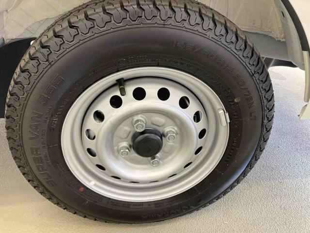 ハイゼットトラックスタンダード衝突被害軽減ブレーキ　横滑り防止装置　オートマチックハイビーム　アイドリングストップ　エアコン　エアバッグ　手動式ウィンドウ　バイザー　マット　パートタイム４ＷＤ　ＣＶＴ　オーディオ　スペアタイヤ（岐阜県）の中古車
