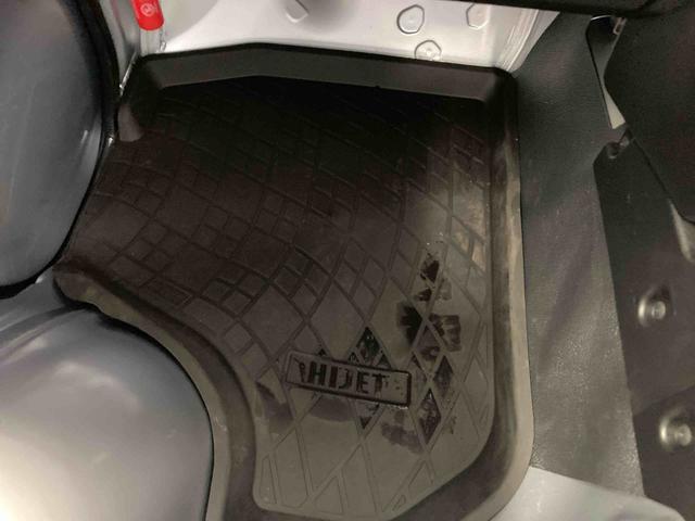 ハイゼットトラックスタンダード衝突被害軽減ブレーキ　横滑り防止装置　オートマチックハイビーム　アイドリングストップ　オートライト　エアコン　エアバッグ　手動式ウィンドウ　バイザー　マット　パートタイム４ＷＤ　ＣＶＴ　スペアタイヤ（岐阜県）の中古車