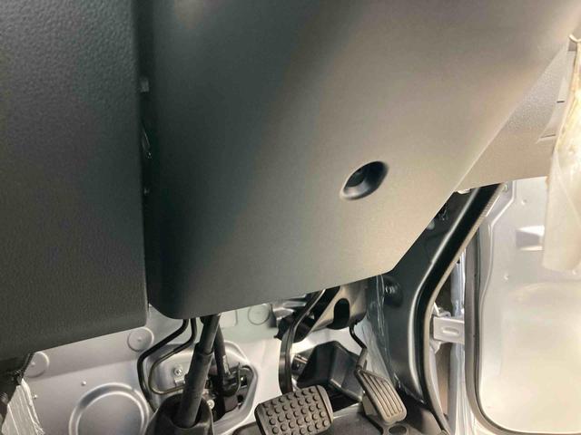 ハイゼットトラックスタンダード衝突被害軽減ブレーキ　横滑り防止装置　オートマチックハイビーム　アイドリングストップ　オートライト　エアコン　エアバッグ　手動式ウィンドウ　バイザー　マット　パートタイム４ＷＤ　ＣＶＴ　スペアタイヤ（岐阜県）の中古車