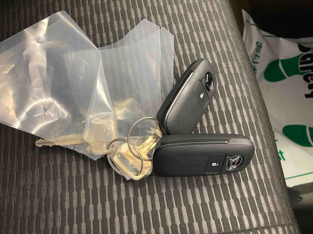 ハイゼットトラックジャンボエクストラ衝突被害軽減ブレーキ 横滑り防止装置 オートマチックハイビーム アイドリングストップ エアコン エアバッグ パワーウィンドウ 電動格納ドアミラー パートタイム4WD CVT ABS キーフリーシステム(岐阜県)の中古車
