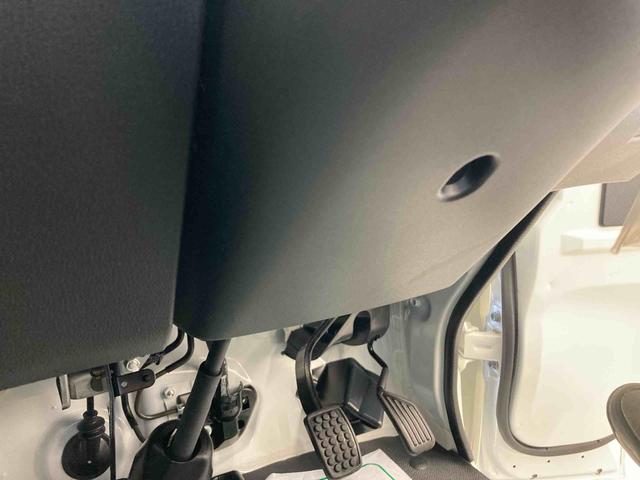ハイゼットトラックスタンダード衝突被害軽減ブレーキ　横滑り防止装置　オートマチックハイビーム　アイドリングストップ　オートライト　エアコン　エアバッグ　手動式ウィンドウ　パートタイム４ＷＤ　ＭＴ　スペアタイヤ　オーディオ　ＡＢＳ（岐阜県）の中古車