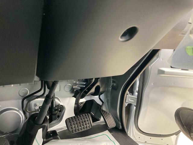 ハイゼットトラックスタンダード衝突被害軽減ブレーキ 横滑り防止装置 オートマチックハイビーム アイドリングストップ エアコン エアバッグ 手動式ウィンドウ オートライト パートタイム4WD CVT オーディオ スペアタイヤ ABS(岐阜県)の中古車