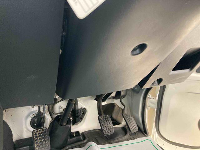 ハイゼットトラックスタンダードSAIIIt衝突被害軽減ブレーキ 横滑り防止装置 エアコン エアバッグ 手動式ウィンドウ バイザー マット オーディオ パートタイム4WD MT スペアタイヤ 荷台マット ゲートプロテクター サンバイザー ABS(岐阜県)の中古車