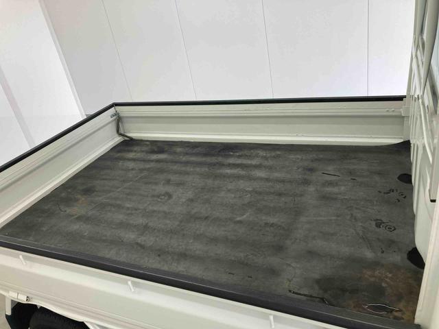 ハイゼットトラックスタンダードSAIIIt衝突被害軽減ブレーキ 横滑り防止装置 エアコン エアバッグ 手動式ウィンドウ バイザー マット オーディオ パートタイム4WD MT スペアタイヤ 荷台マット ゲートプロテクター サンバイザー ABS(岐阜県)の中古車