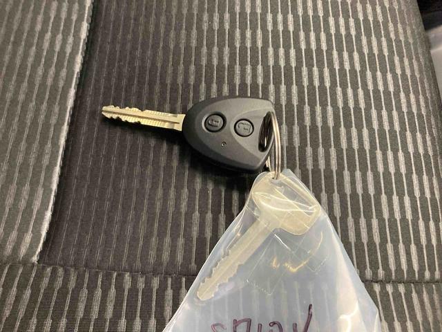 ハイゼットカーゴＤＸ衝突被害軽減ブレーキ　横滑り防止装置　オートマチックハイビーム　アイドリングストップ　キーレス　エアコン　エアバッグ　パワーウィンドウ　オーディオ　パートタイム４ＷＤ　ＣＶＴ　オートライト　ＡＢＳ（岐阜県）の中古車