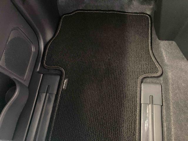 タントカスタムＲＳリミテッド衝突被害軽減ブレーキ　横滑り防止装置　オートマチックハイビーム　アイドリングストップ　ステアリングスイッチ　オートライト　キーフリーシステム　オートエアコン　両側電動スライドドア　純正アルミホイール（岐阜県）の中古車
