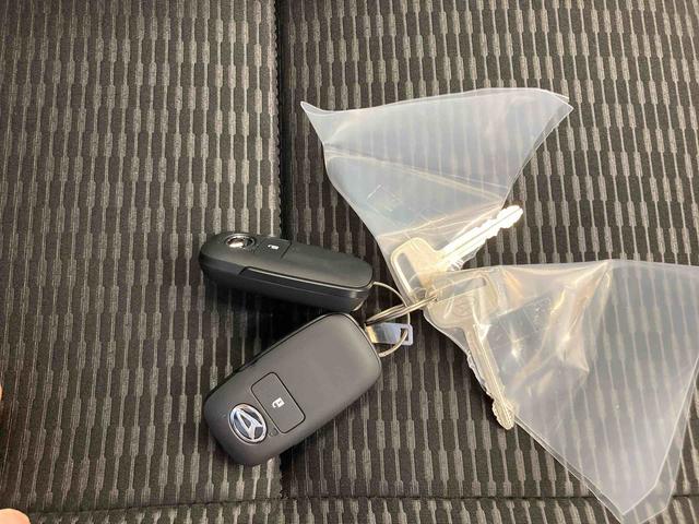 ハイゼットトラックジャンボエクストラ衝突被害軽減ブレーキ 横滑り防止装置 オートマチックハイビーム アイドリングストップ キーフリーシステム エアコン エアバッグ パワーウィンドウ オートライト パートタイム4WD CVT LED(岐阜県)の中古車