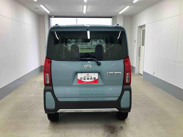 タント 中古車 ファンクロスリミテッド衝突被害軽減ブレーキ　横滑り防止装置　オートマチックハイビーム　アイドリングストップ　ステアリングスイッチ　オートライト　キーフリーシステム　オートエアコン　純正アルミホイール　ベンチシート　ＣＶＴ