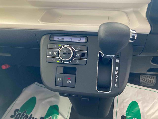 ムーヴキャンバスストライプスＧターボ衝突被害軽減ブレーキ　横滑り防止装置　オートマチックハイビーム　アイドリングストップ　ステアリングスイッチ　オートライト　キーフリーシステム　オートエアコン　純正ホイールキャップ　ベンチシート　ＬＥＤ（岐阜県）の中古車