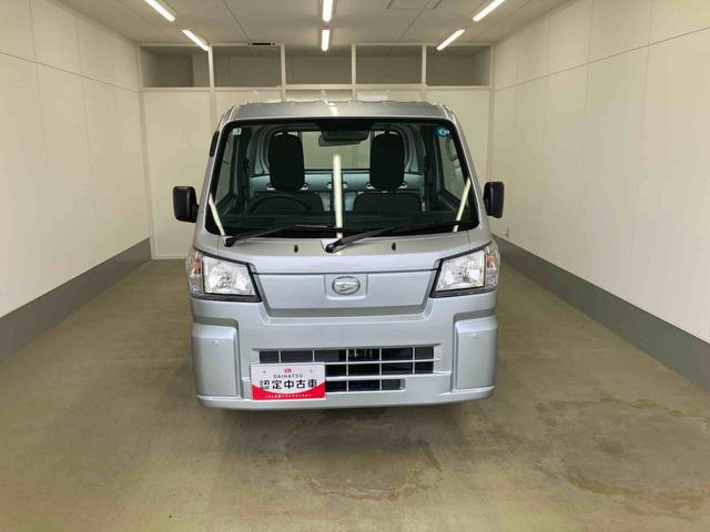 ハイゼットトラック 中古車 スタンダード衝突被害軽減ブレーキ　横滑り防止装置　オートマチックハイビーム　アイドリングストップ　エアコン　エアバッグ　手動式ウィンドウ　パートタイム４ＷＤ　ＣＶＴ　ＡＢＳ　オーディオ　スペアタイヤ　オートライト