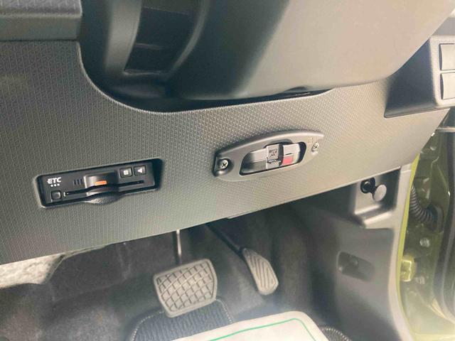 タントファンクロスリミテッド衝突被害軽減ブレーキ　横滑り防止装置　オートマチックハイビーム　アイドリングストップ　ステアリングスイッチ　オートライト　キーフリーシステム　オートエアコン　純正アルミホイール　ナビ　パノラマカメラ（岐阜県）の中古車