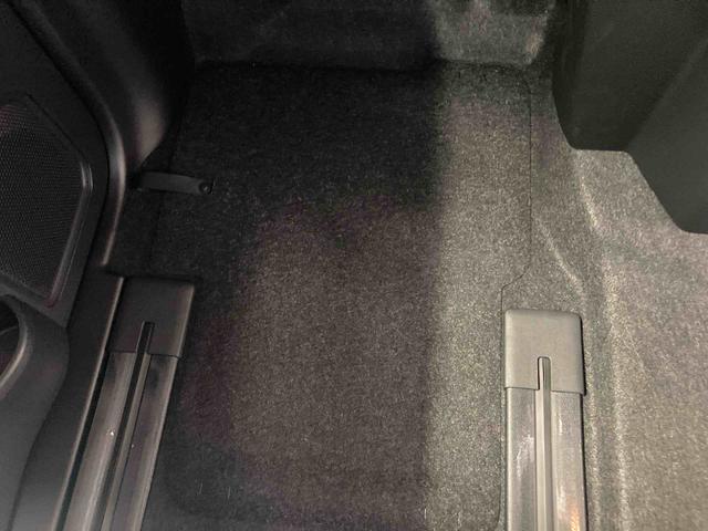 タントカスタムＲＳリミテッド衝突被害軽減ブレーキ　横滑り防止装置　オートマチックハイビーム　アイドリングストップ　ステアリングスイッチ　オートライト　キーフリーシステム　オートエアコン　ベンチシート　純正アルミホイール　ＣＶＴ（岐阜県）の中古車