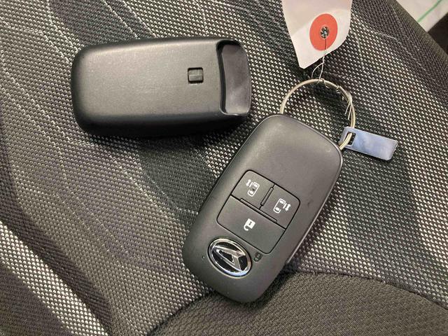 タントファンクロスターボリミテッド衝突被害軽減ブレーキ 横滑り防止装置 オートマチックハイビーム アイドリングストップ ステアリングスイッチ オートライト キーフリーシステム オートエアコン ベンチシート ルーフレール マット CVT(岐阜県)の中古車
