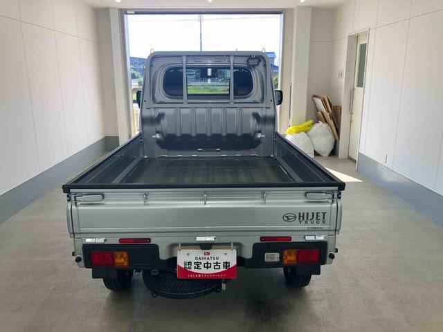 ハイゼットトラック 中古車 ＥＸＴ衝突被害軽減ブレーキ　横滑り防止装置　オートマチックハイビーム　アイドリングストップ　キーフリーシステム　エアコン　エアバッグ　パワーウィンドウ　電動格納式ドアミラー　バイザー　マット　２ＷＤ　ＣＶＴ