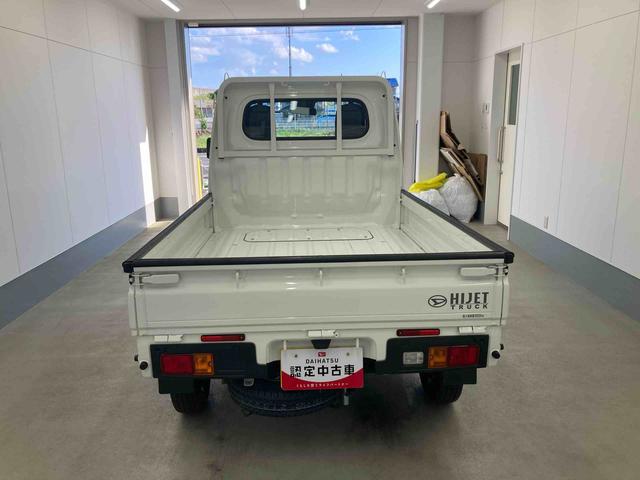 ハイゼットトラック 中古車 スタンダード衝突被害軽減ブレーキ　横滑り防止装置　オートマチックハイビーム　アイドリングストップ　エアコン　エアバッグ　手動式ウィンドウ　バイザー　マット　オートライト　パートタイム４ＷＤ　ＣＶＴ　ＡＢＳ