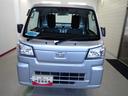 衝突被害軽減ブレーキ　横滑り防止装置　アイドリングストップ　パートタイム４ＷＤ　５速ＭＴ　純正オーディオ　オートライト　エアコン　エアバッグ　手動式ウィンドウ　バイザー　マット　スペアタイヤ（岐阜県）の中古車