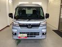 衝突被害軽減ブレーキ　横滑り防止装置　４ＷＤ　ＣＶＴ　エアコン　パワステ　オートハイビーム　アイドリングストップ　ＬＥＤオートライト　キーフリーシステム　マット（岐阜県）の中古車