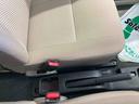 キーレス　エアコン　エアバッグ　パワーウィンドウ　ＣＶＴ　２ＷＤ　アイドリングストップ　純正ホイールキャップ　バイザー　マット　純正ＣＤオーディオ　ラジオ　電動格納式ドアミラー　ＡＢＳ　ＥＴＣ（岐阜県）の中古車