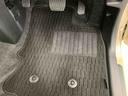 衝突被害軽減ブレーキ　横滑り防止装置　オートマチックハイビーム　アイドリングストップ　ステアリングスイッチ　オートライト　キーフリーシステム　オートエアコン　両側電動スライドドア　純正ホイールキャップ（岐阜県）の中古車
