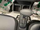 衝突被害軽減ブレーキ　横滑り防止装置　オートマチックハイビーム　アイドリングストップ　マット　エアコン　エアバッグ　手動式ウィンドウ　オートライト　ＡＢＳ　ＣＶＴ　パートタイム４ＷＤ　オーディオ（岐阜県）の中古車