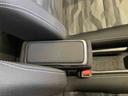 衝突被害軽減ブレーキ　横滑り防止装置　オートマチックハイビーム　アイドリングストップ　ステアリングスイッチ　オートライト　キーフリーシステム　オートエアコン　バイザー　マット　純正アルミホイール（岐阜県）の中古車