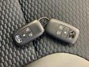衝突被害軽減ブレーキ　横滑り防止装置　オートマチックハイビーム　アイドリングストップ　ステアリングスイッチ　オートライト　キーフリーシステム　オートエアコン　両側電動スライドドア　純正アルミホイール（岐阜県）の中古車