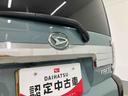 衝突被害軽減ブレーキ　横滑り防止装置　オートマチックハイビーム　アイドリングストップ　ステアリングスイッチ　オートライト　キーフリーシステム　オートエアコン　純正アルミホイール　バイザー　マット　ナビ（岐阜県）の中古車