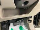 キーフリーシステム　オートエアコン　ホイールキャップ　エアバッグ　パワーウィンドウ　電動格納式ドアミラー　ステアリングスイッチ　ホイールキャップ　ベンチシート　バイザー　マット　ナビ　バックカメラ（岐阜県）の中古車
