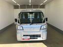 ハイゼットトラック 中古車 スタンダード衝突被害軽減ブレーキ　横滑り防止装置　オートマチックハイビーム　アイドリングストップ　エアコン　エアバッグ　手動式ウィンドウ　オートライト　マット　スペアタイヤ　２ＷＤ　５速ＭＴ　オーディオ　ＡＢＳ