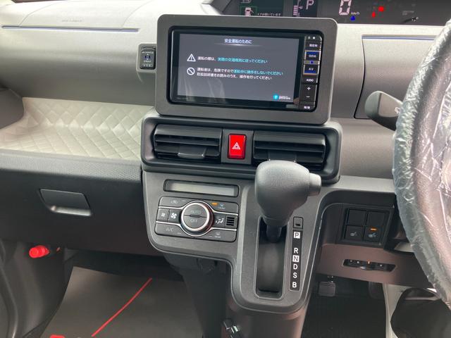 タントＸスペシャル１４インチフルホイールキャップ　フルＬＥＤヘッドランプ　オート格納式カラードドアミラー　ＴＦＴカラーマルチインフォメーションディスプレイ　フルファブリックシート（静岡県）の中古車