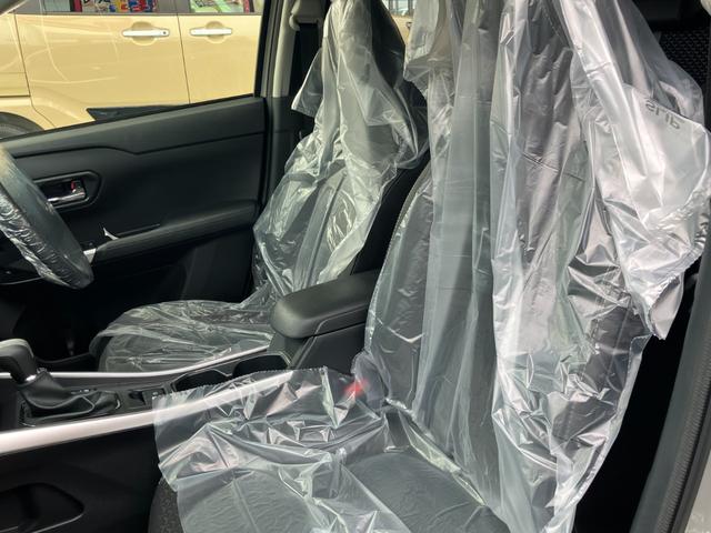 ロッキープレミアムＧ１７インチアルミホイール　ＵＶＩＲカット遮音ガラス　フルＬＥＤヘッドランプ　運転席・助手席シートヒーター　革巻きステアリングホイール　本革シフトノブ　アクティブマルチインフォメーションメーター（静岡県）の中古車