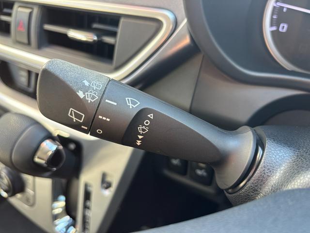 キャストアクティバＧ　リミテッド　ＳＡIII１５インチアルミホイール　ＬＥＤヘッドランプ　ＬＥＤフォグランプ　革巻きチルトステアリング　ＵＶカットガラス（静岡県）の中古車