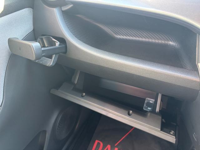 キャストアクティバＧ　リミテッド　ＳＡIII１５インチアルミホイール　ＬＥＤヘッドランプ　ＬＥＤフォグランプ　革巻きチルトステアリング　ＵＶカットガラス（静岡県）の中古車